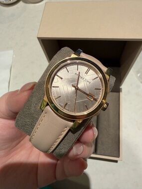 Burberry Women’s The City Dial Watch (BU9109)